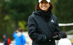 FCゼブラレディース岩手のアドバイザー 高倉麻子氏が第21回日本サッカー殿堂掲額式典に出席。女子選手個人として、初の殿堂入りを果たしました。